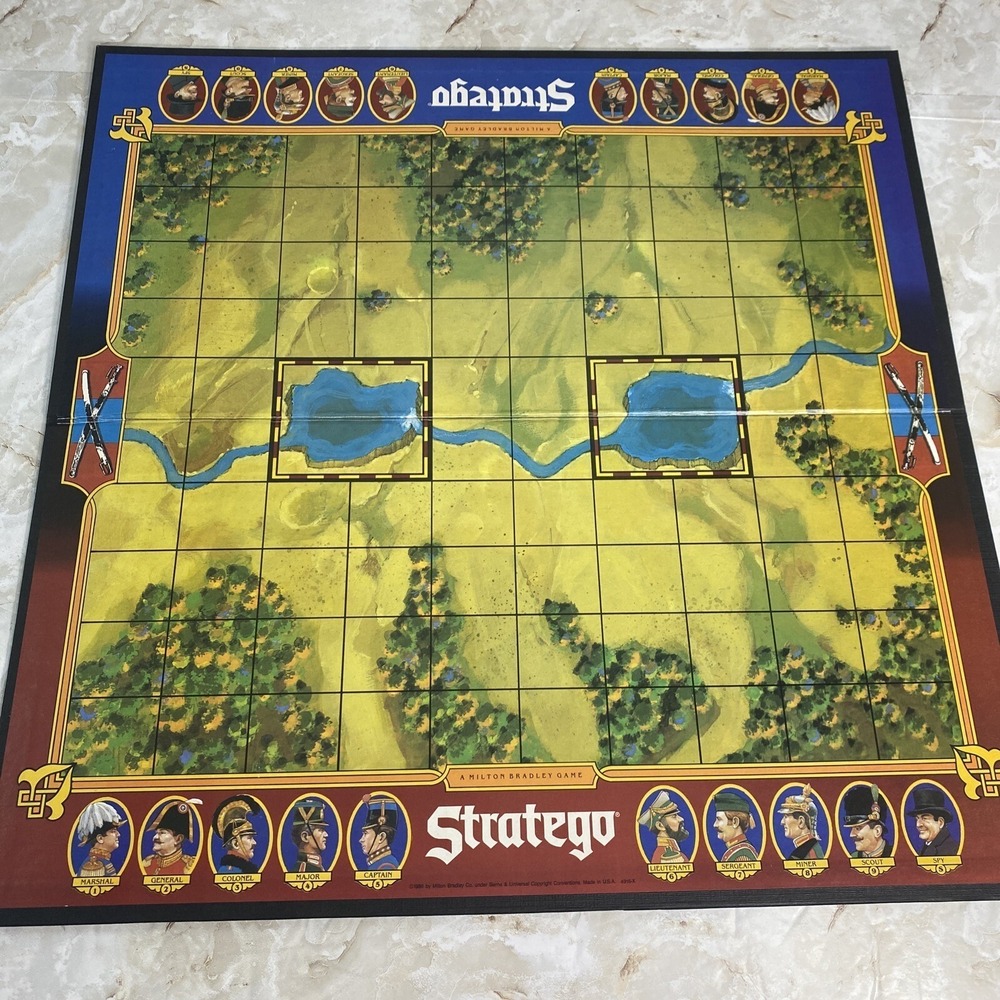 Vintage 1986 Milton Bradley STRATEGO Board Classic Strategy Game Complete - Picture 4 of 5